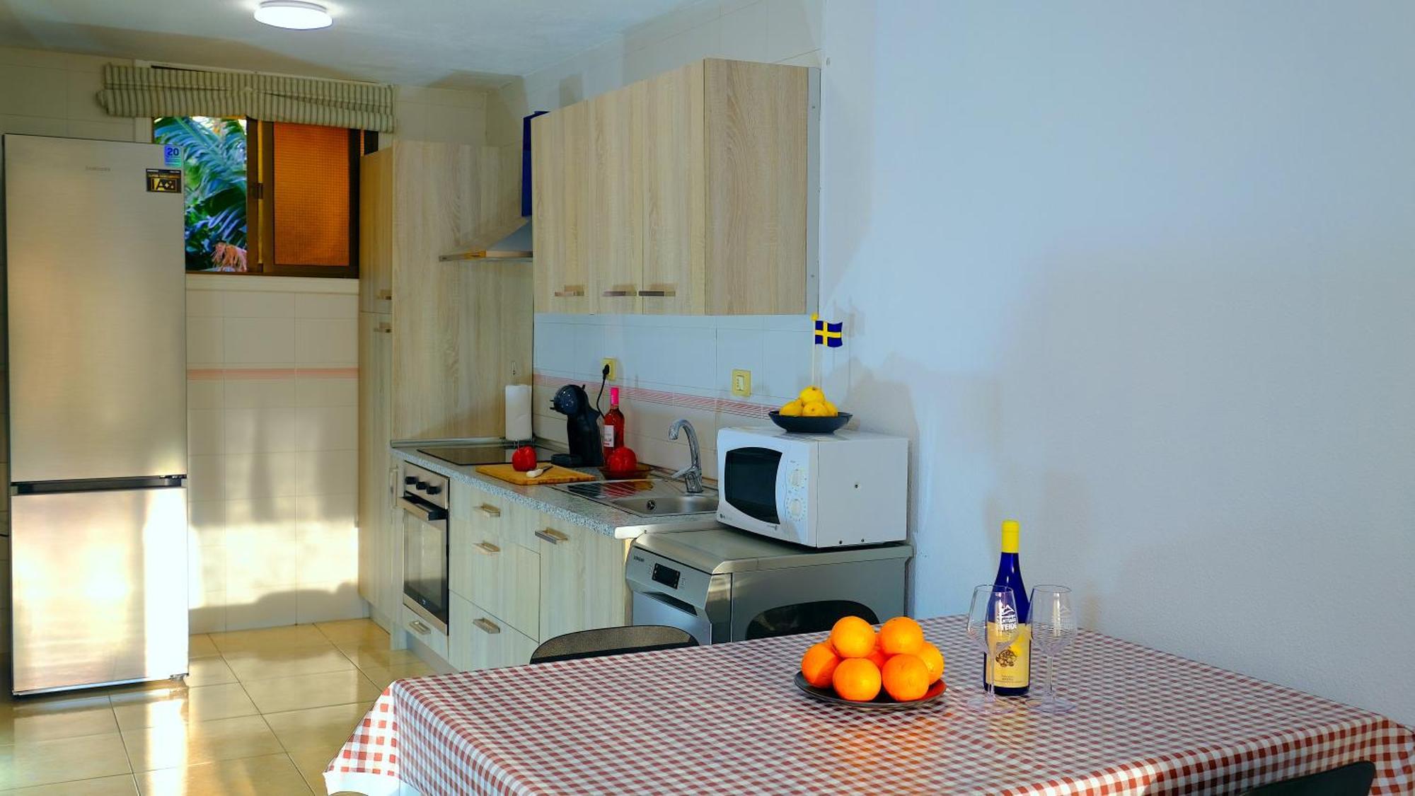 La Arena Free Wi-Fi Check-In 24 Hours Puerto de Santiago  Exterior photo